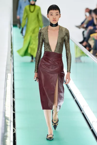 Look 26